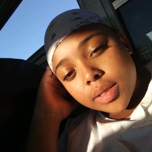 Meet your Posher, Shaniya